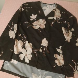 Boxy flower print blouse